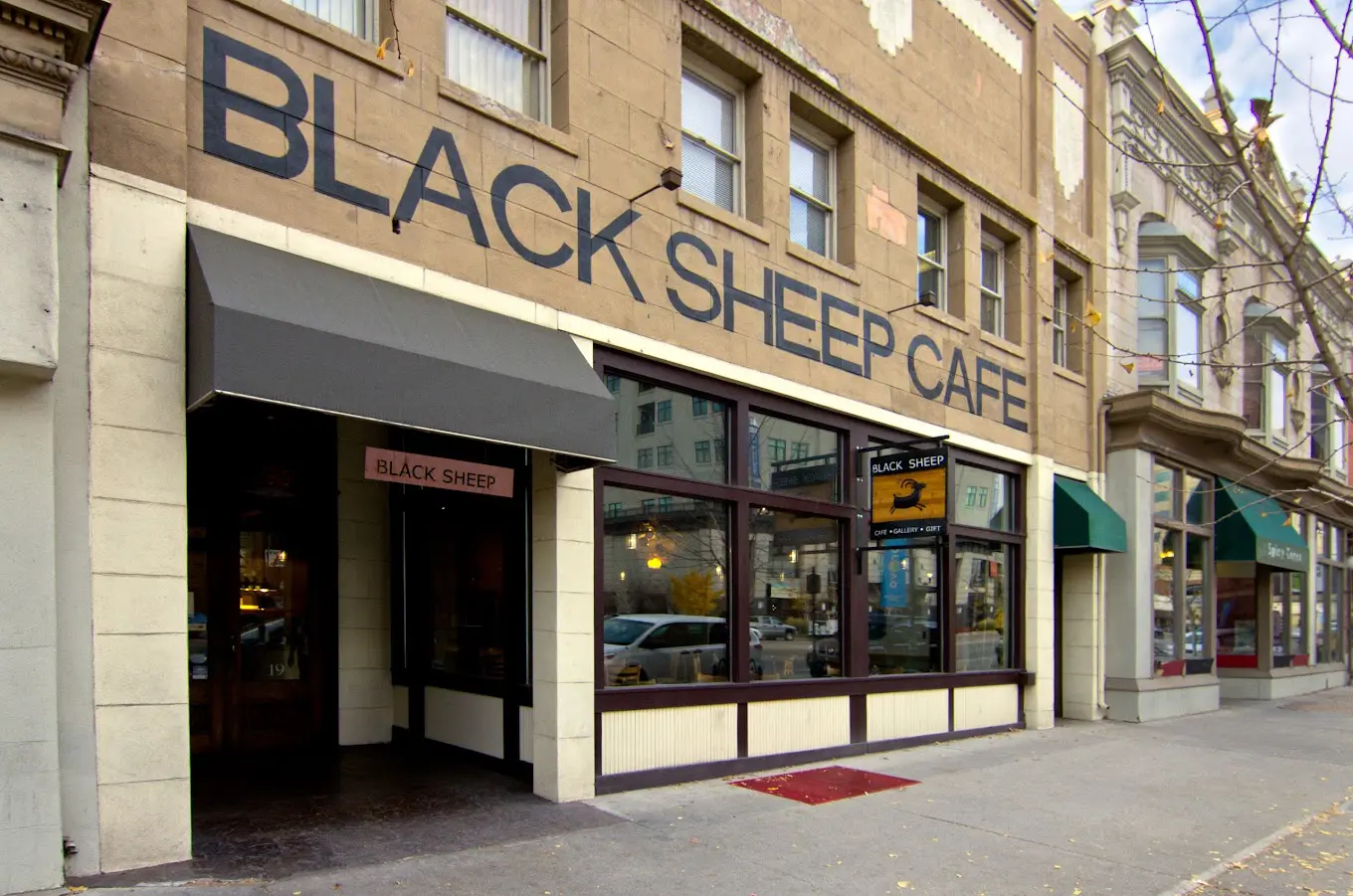 Black Sheep Café