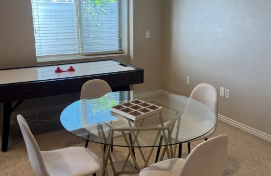 99b516ef418d4301b6e6a71fbe6292e8 LargeOriginal.jpg