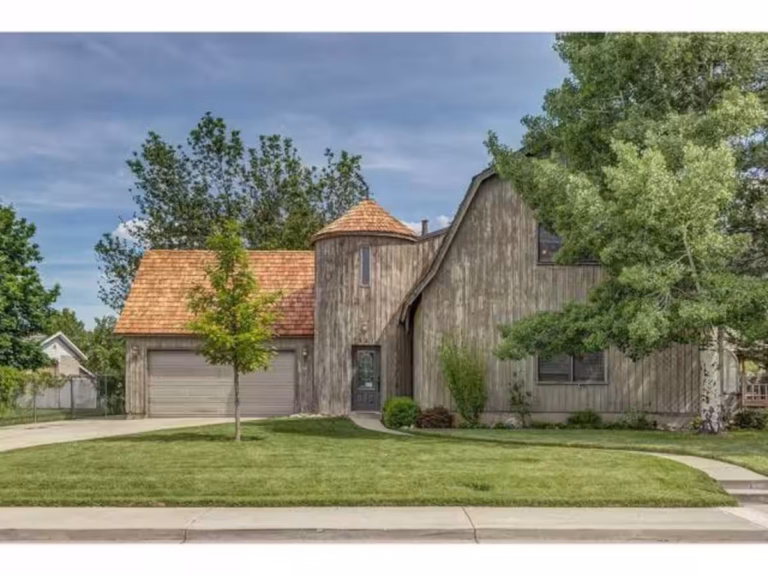 04f52f58 fbe6 4d76 8b93 3f9d48f045e3